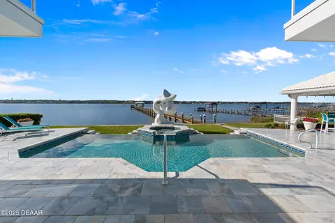 Exterior - 1210 John Anderson Dr, Ormond Beach, FL 32176 photo 3 of 7