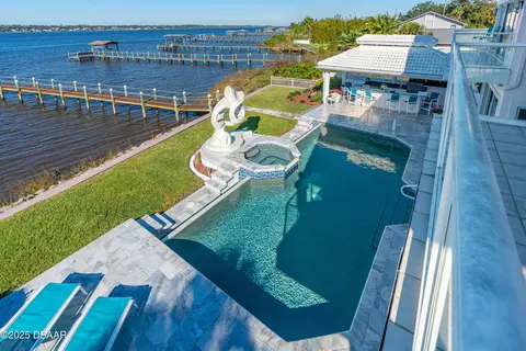 Exterior - 1210 John Anderson Dr, Ormond Beach, FL 32176 photo 6 of 7