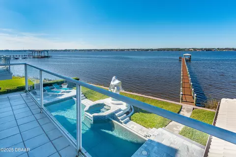 View/Area - 1210 John Anderson Dr, Ormond Beach, FL 32176 photo 2 of 7