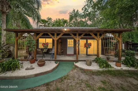 133 Seminole Trl, Georgetown, FL 32139