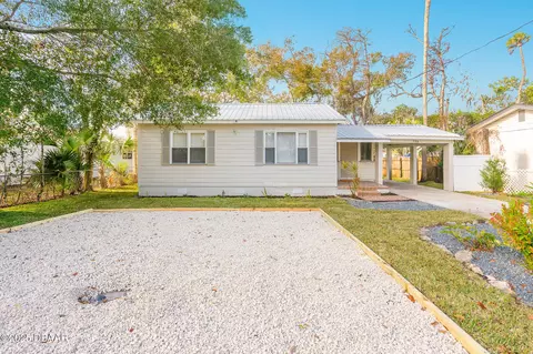 706 Flanders Ave, Daytona Beach, FL 32114
