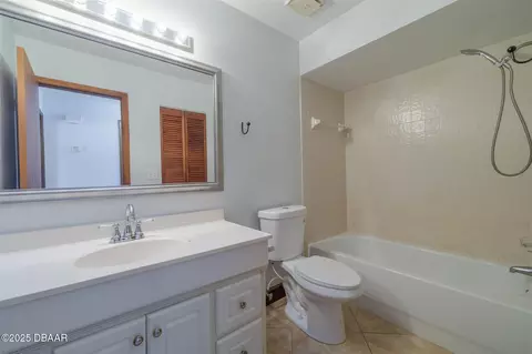 Bath - 909 Brookside Dr, Ormond Beach, FL 32174 photo 3 of 3
