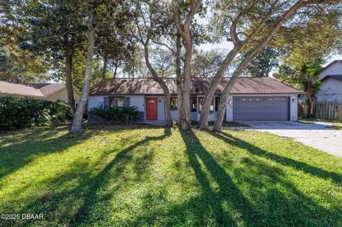 909 Brookside Dr, Ormond Beach, FL 32174