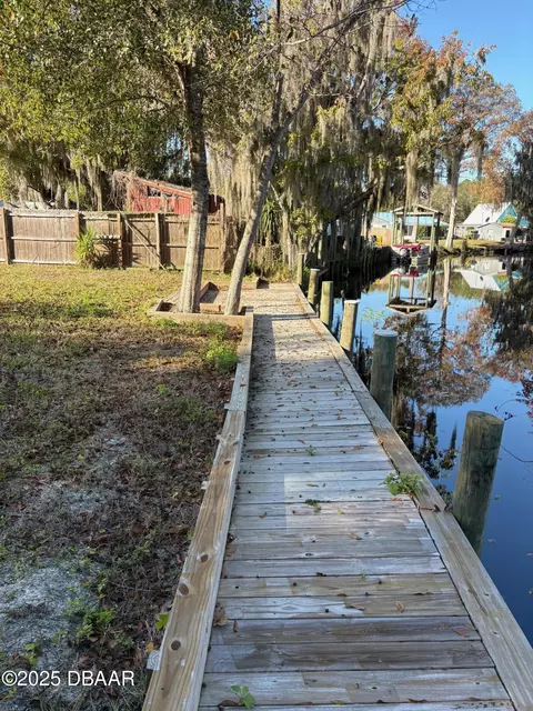 280 Harbor Dr, Palatka, FL 32177