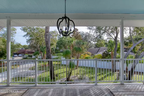 Exterior - 20 Spanish Oak Ln, Ormond Beach, FL 32174 photo 12 of 24