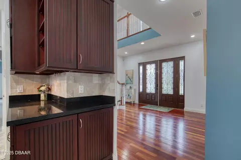 Entry Way - 20 Spanish Oak Ln, Ormond Beach, FL 32174 photo 9 of 14