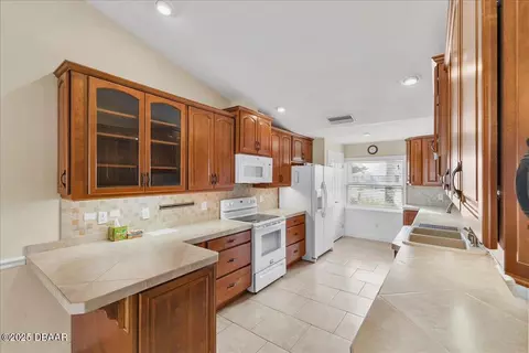 193 Pierside Dr, Ormond Beach, FL 32176 photo 14