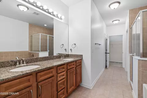 Bath - 215 Bayberry Cir, Saint Augustine, FL 32086 photo 2 of 3