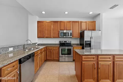 Kitchen - 215 Bayberry Cir, Saint Augustine, FL 32086 photo 2 of 4
