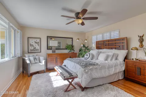 Bedroom - 926 S Beach St, Ormond Beach, FL 32174 photo 3 of 4