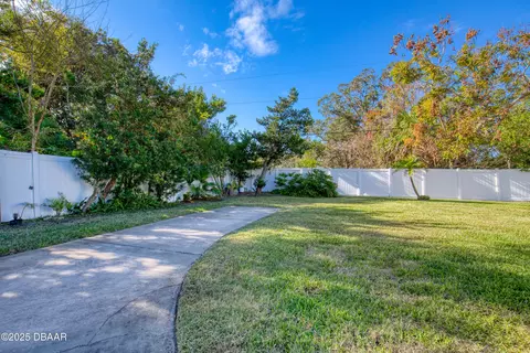 Exterior - 926 S Beach St, Ormond Beach, FL 32174 photo 14 of 14