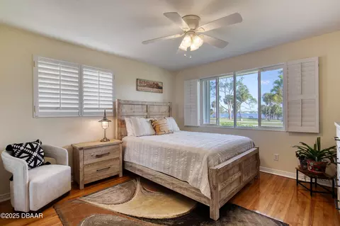 Bedroom - 926 S Beach St, Ormond Beach, FL 32174 photo 1 of 4
