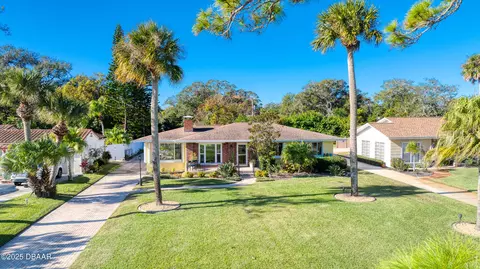 View/Area - 926 S Beach St, Ormond Beach, FL 32174 photo 4 of 19
