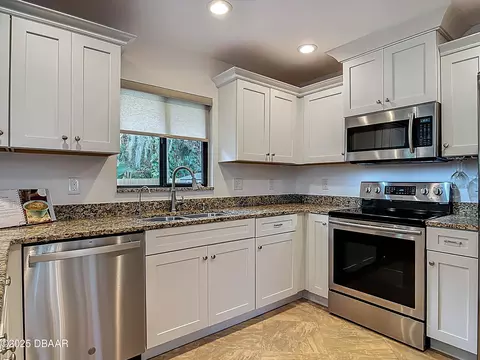 Kitchen - 3410 Mango Tree Dr, Edgewater, FL 32141 photo 3 of 7