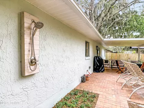 Exterior - 3410 Mango Tree Dr, Edgewater, FL 32141 photo 10 of 13