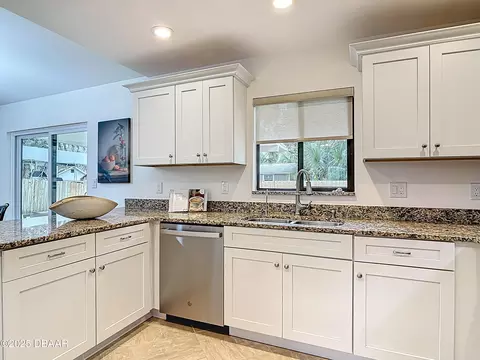 Kitchen - 3410 Mango Tree Dr, Edgewater, FL 32141 photo 6 of 7