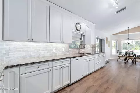 Kitchen - 33 Magnolia Dr N, Ormond Beach, FL 32174 photo 6 of 9
