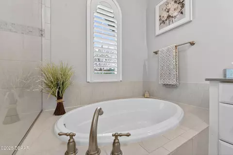 Bath - 503 Wingspan Dr, Ormond Beach, FL 32174 photo 3 of 7