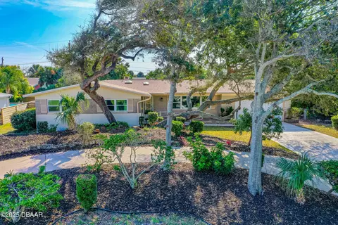 142 University Cir, Ormond Beach, FL 32176