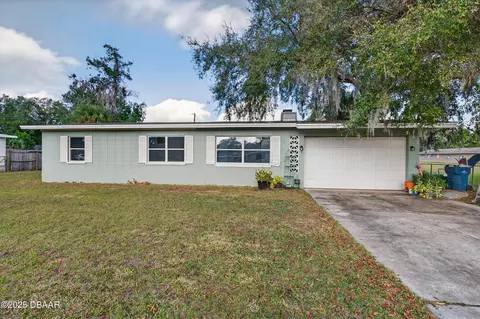 7 Jeanette Dr, Deland, FL 32720