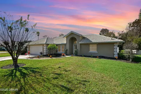 1928 Southcreek Blvd, Port Orange, FL 32128