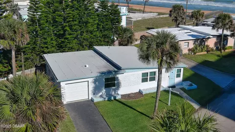 3 Ocean Dunes Dr, Ormond Beach, FL 32176 photo 2