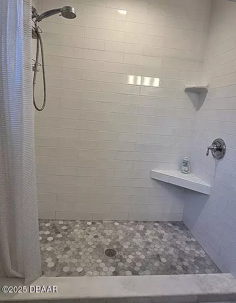 Bath - 110 Ellicott Dr, Ormond Beach, FL 32176 photo 3 of 5