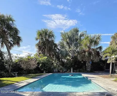 Exterior - 110 Ellicott Dr, Ormond Beach, FL 32176 photo 6 of 8