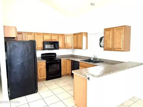 232 S Beach St, Ormond Beach, FL 32174 photo 5