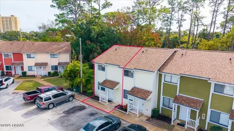 480 Reed Canal Rd, South Daytona, FL 32119