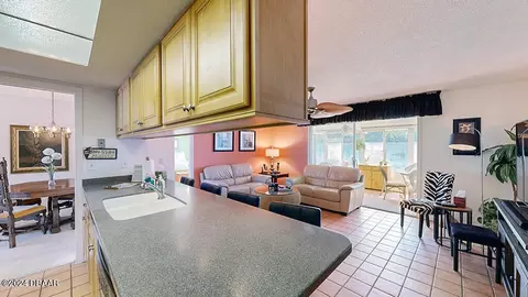24 Seabridge Dr, Ormond Beach, FL 32176 photo 13