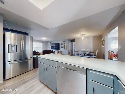 Kitchen - 16 Oak Ave, Ormond Beach, FL 32174 photo 9 of 10