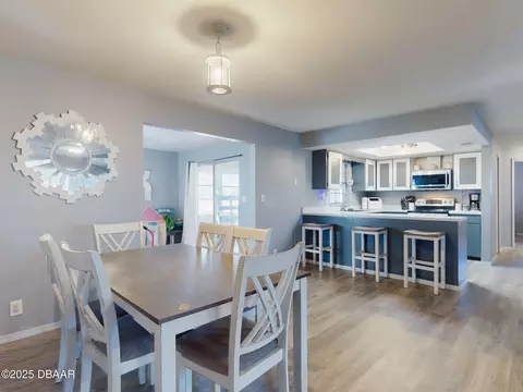 Dining - 16 Oak Ave, Ormond Beach, FL 32174 photo 1 of 4