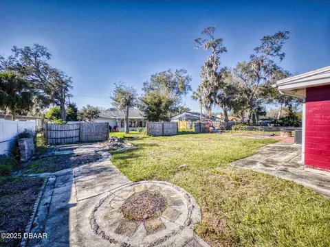 Exterior - 16 Oak Ave, Ormond Beach, FL 32174 photo 11 of 12
