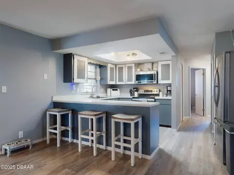 Kitchen - 16 Oak Ave, Ormond Beach, FL 32174 photo 1 of 10