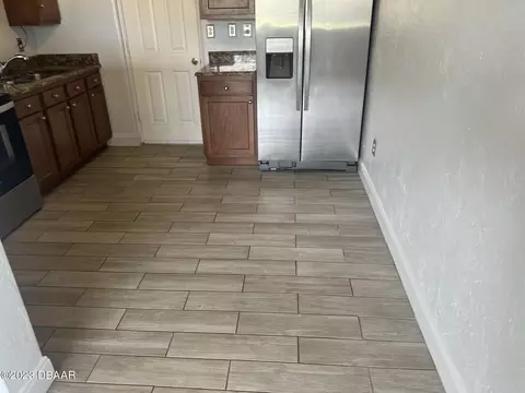 Kitchen - 42 Palmetto Dr, Ormond Beach, FL 32176 photo 3 of 3