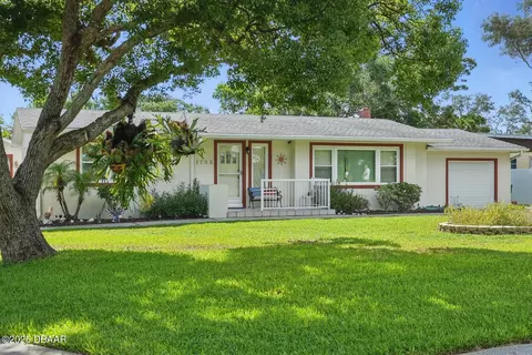 1705 Cordova Ave, Holly Hill, FL 32117