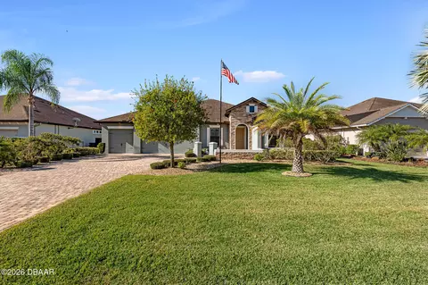 Exterior - 655 Southlake Dr, Ormond Beach, FL 32174 photo 9 of 12