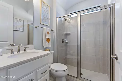 Bath - 655 Southlake Dr, Ormond Beach, FL 32174 photo 3 of 3