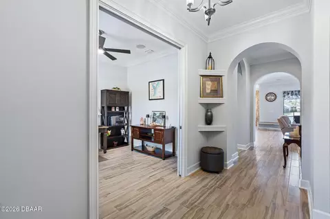 Entry Way - 655 Southlake Dr, Ormond Beach, FL 32174 photo 3 of 4