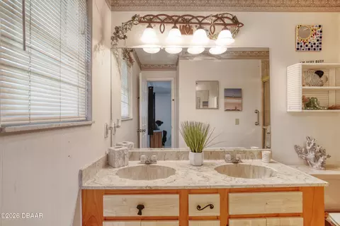 Bath - 83 Sanchez Ave, Ormond Beach, FL 32174 photo 8 of 10