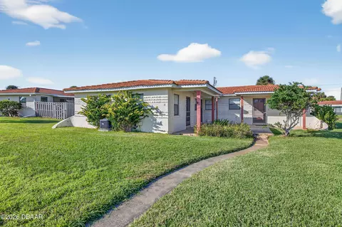 11 Oriole Cir, Ormond Beach, FL 32176