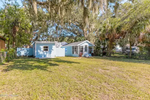 813 Magnolia Ave, Holly Hill, FL 32117