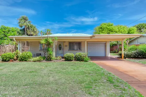 908 E 2nd Ave, New Smyrna Beach, FL 32169