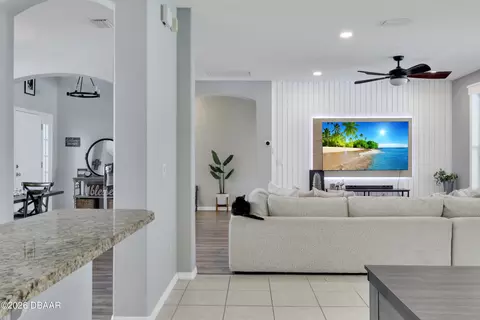 6068 Spruce Point Cir, Port Orange, FL 32128