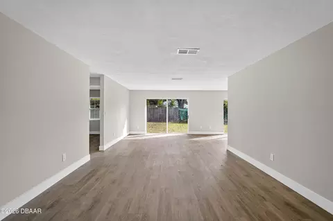 398 Graciela Cir, Saint Augustine, FL 32086 photo 4