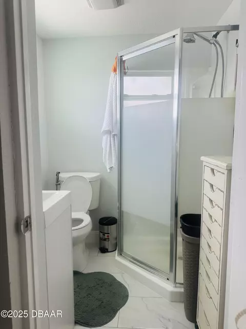 Bath - 49 Alamanda Dr, Ormond Beach, FL 32176 photo 1 of 8