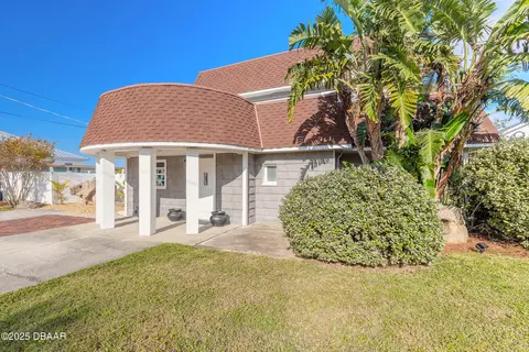 2900 S Peninsula Dr, Daytona Beach, FL 32118