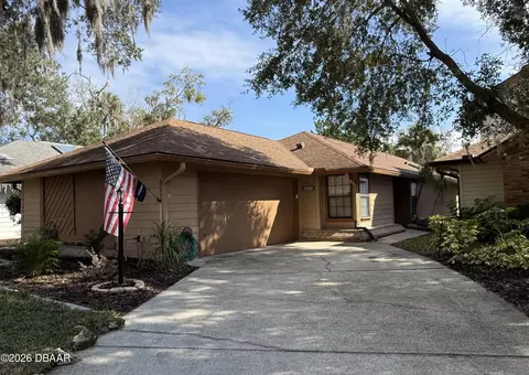 6233 Klondike Dr, Port Orange, FL 32127