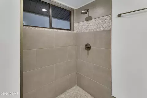Bath - 1411 N Beach St, Ormond Beach, FL 32174 photo 2 of 3